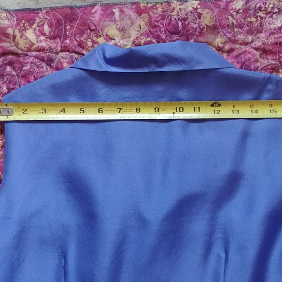 100% Silk Top - Picture 3 of 4